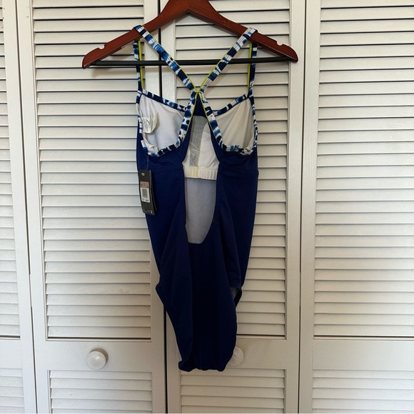 Nike One Piece Training Swimsuit Womens 12 Navy Crossback Athletic Swim - Picture 2 of 6